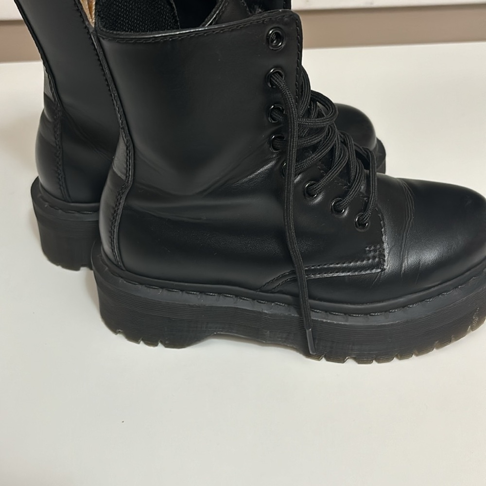 Doc Martin black platform boots - Picture 3 of 8